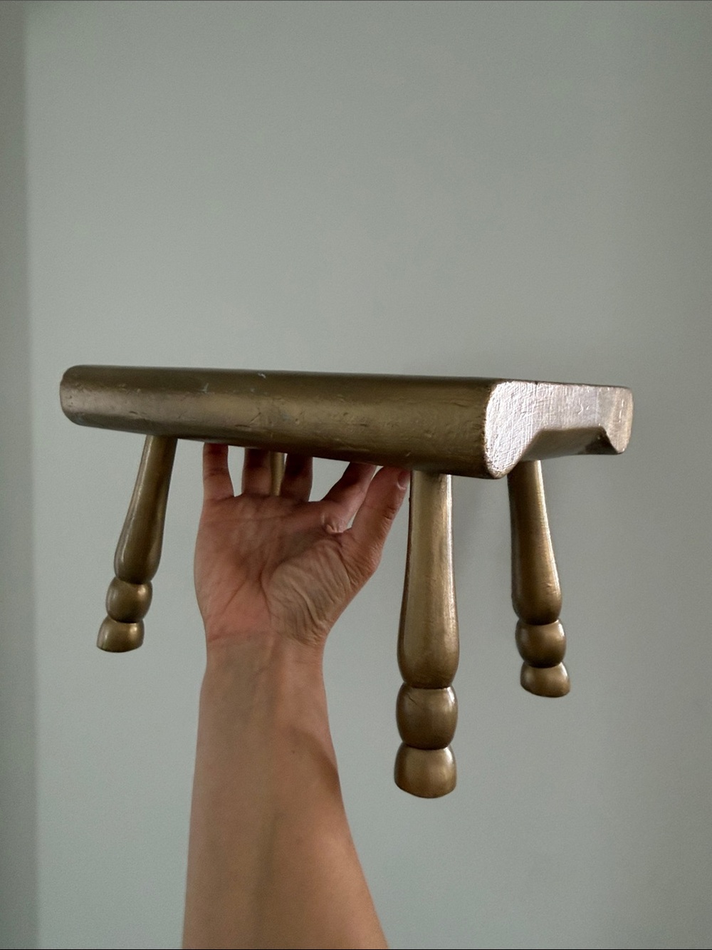 Vintage Wooden Gold Accent Wall Shelf Stool with Turned Pegs